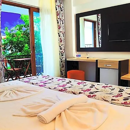 Hermes Hotel 3*